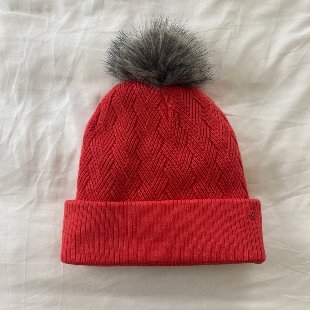 lululemon Women's Cable Knit Pom Beanie | knit fleece lined beanie | coral pink
